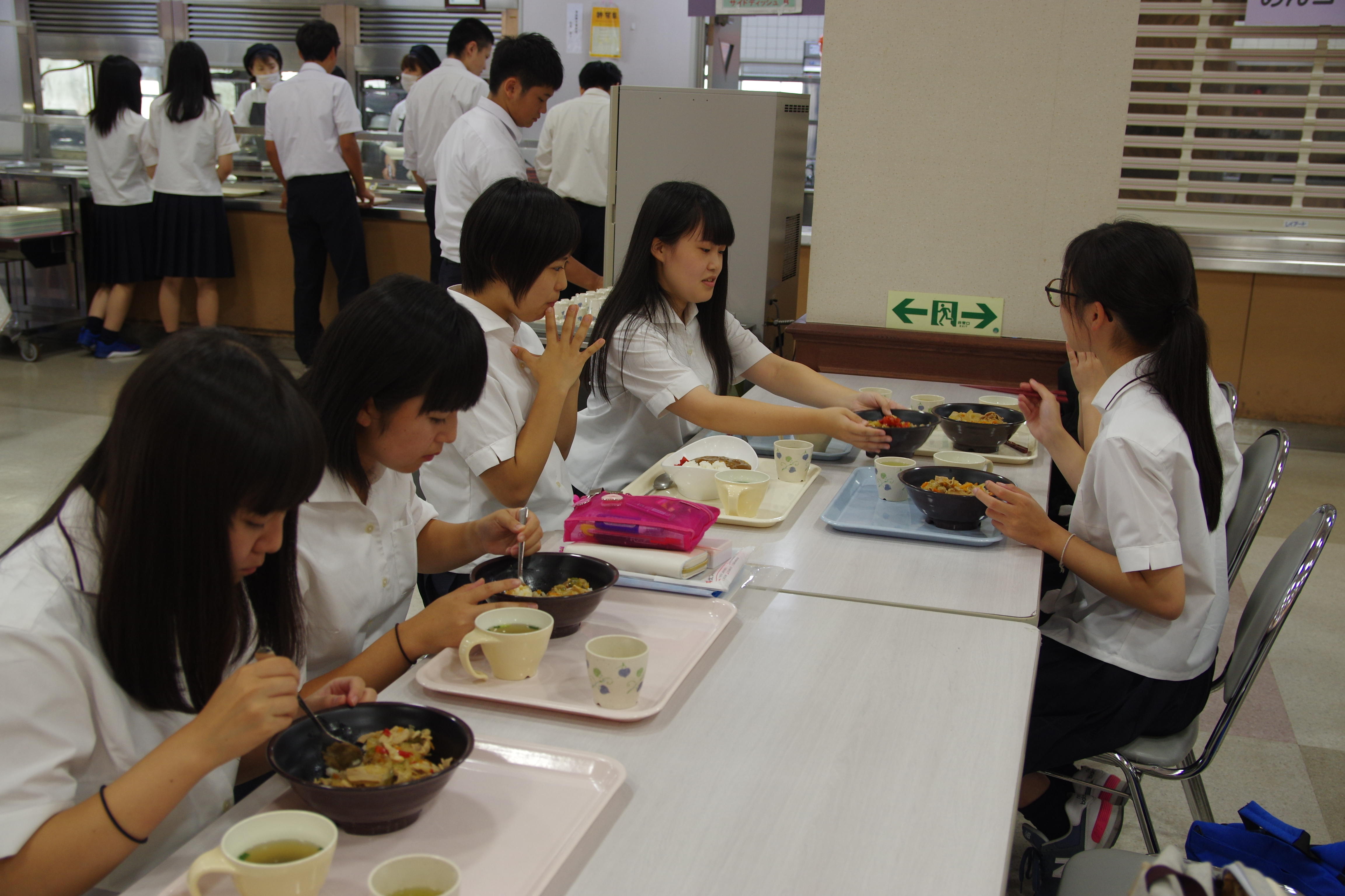 学食体験IMGP6732.JPG