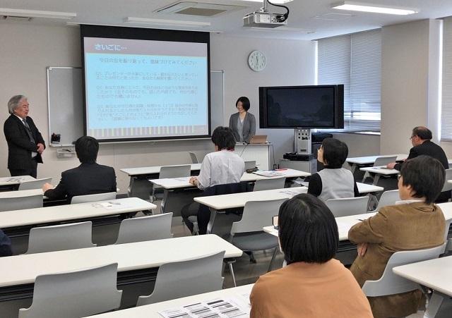 H310320　子ども学科教員研修１.jpg