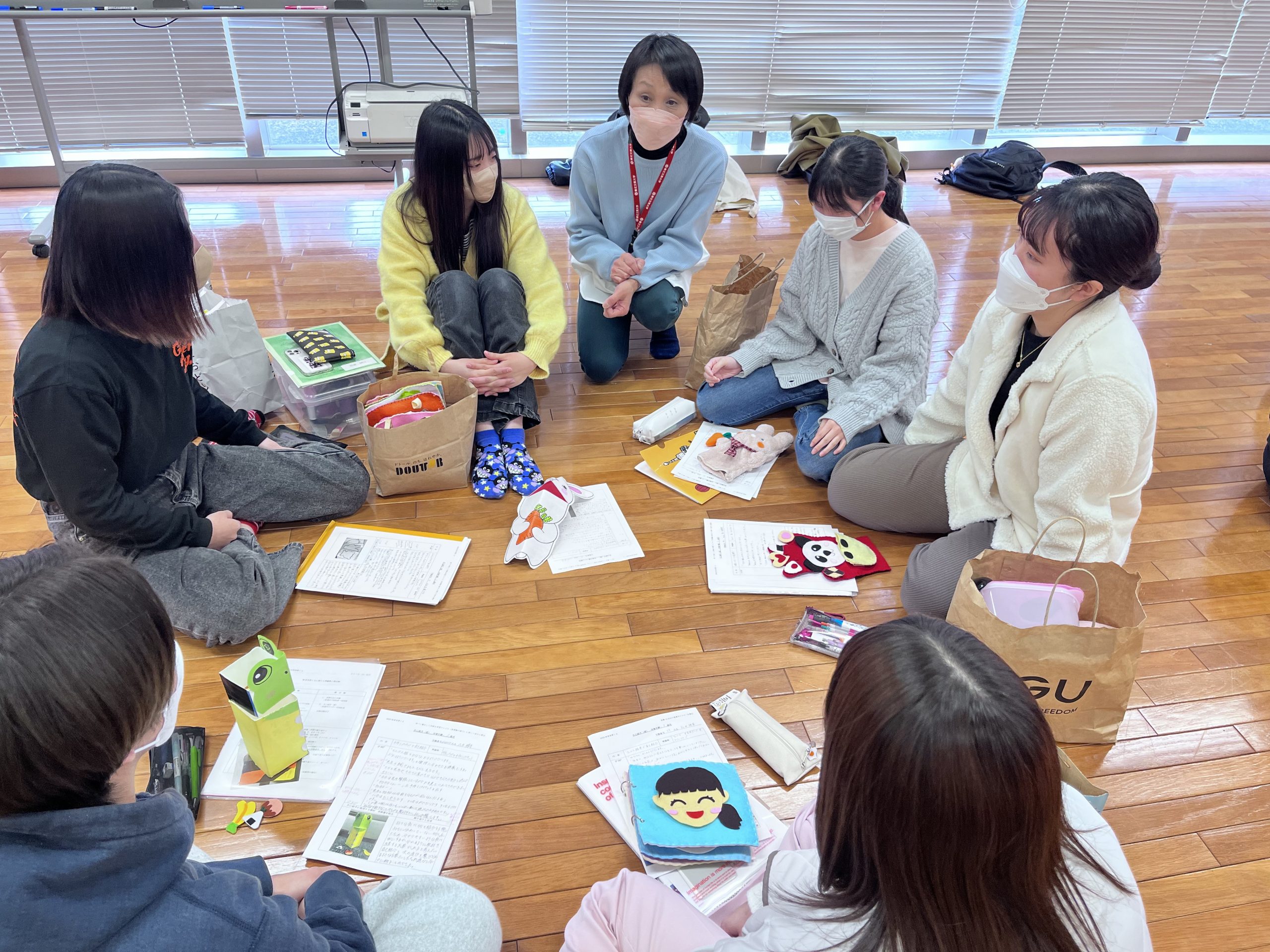 【授業紹介】［保育実習指導ⅠA］子ども学科1年生（2023年3月7日）