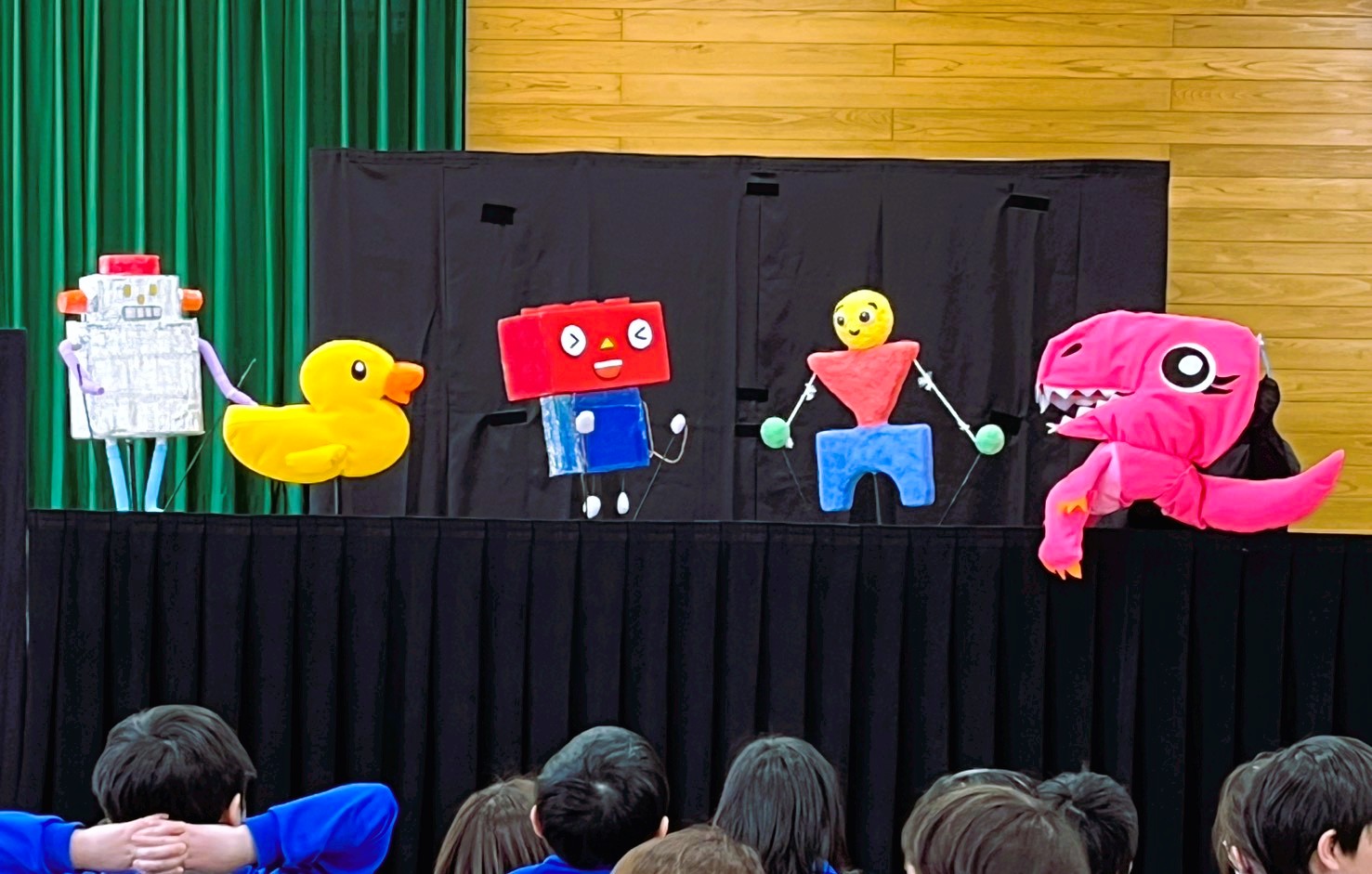 児童文化部学外公演  ～山形県立村山特別支援学校との交流及び共同学習～